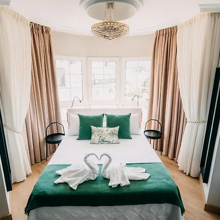 ゲストハウス Caldea カルダス・デ・レイス